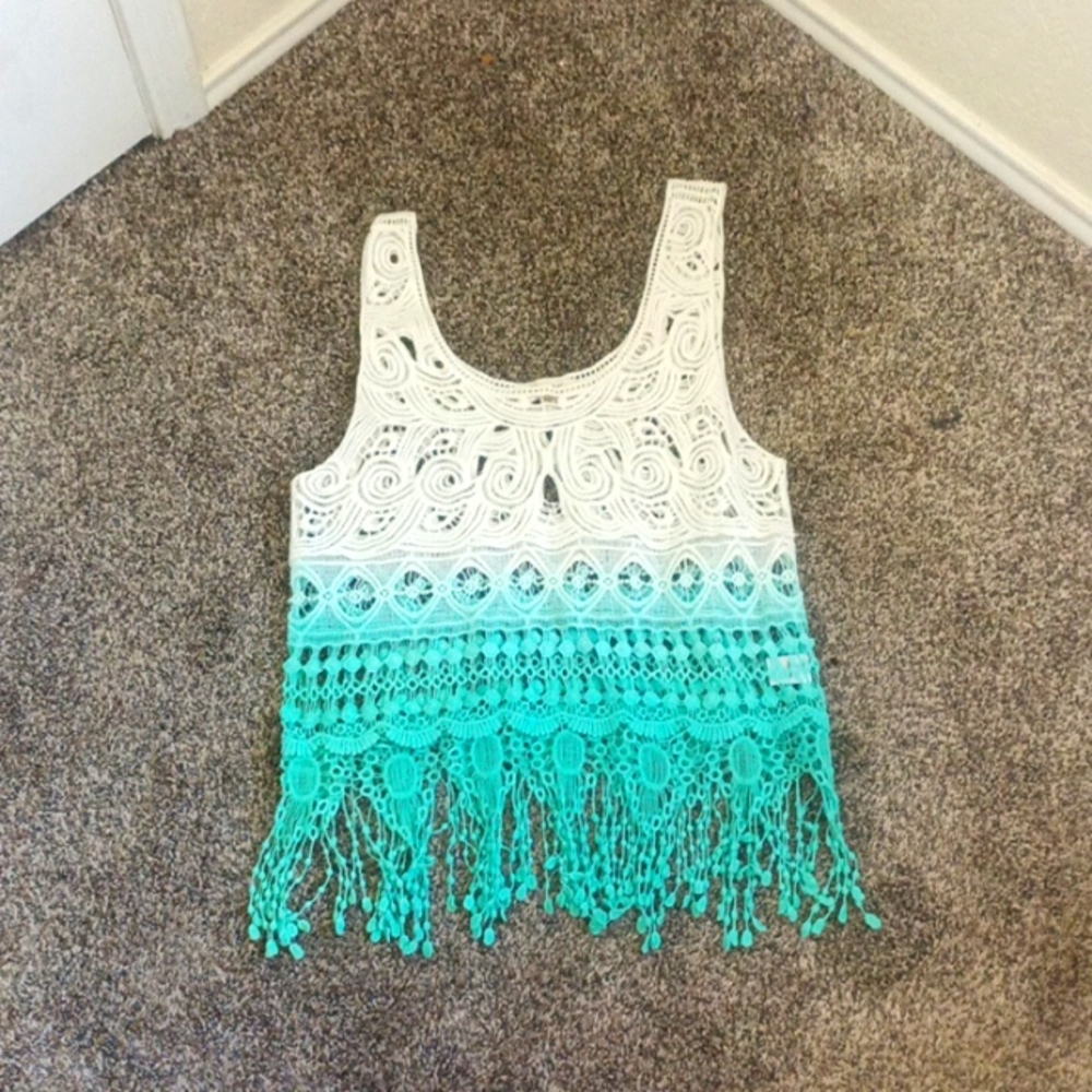 Ellie & Kate aqua crochet top